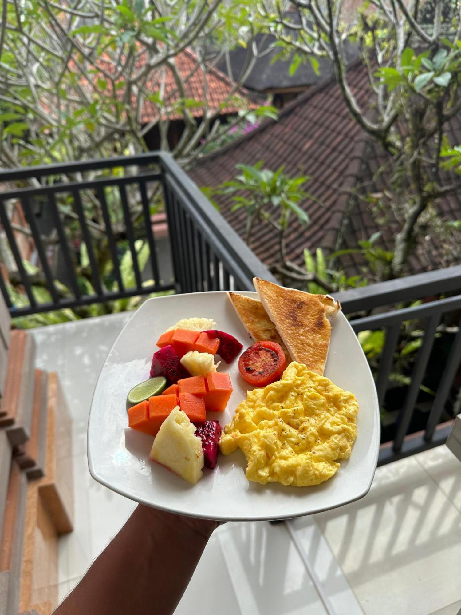 Naeera Guest House Ubud Esterno foto
